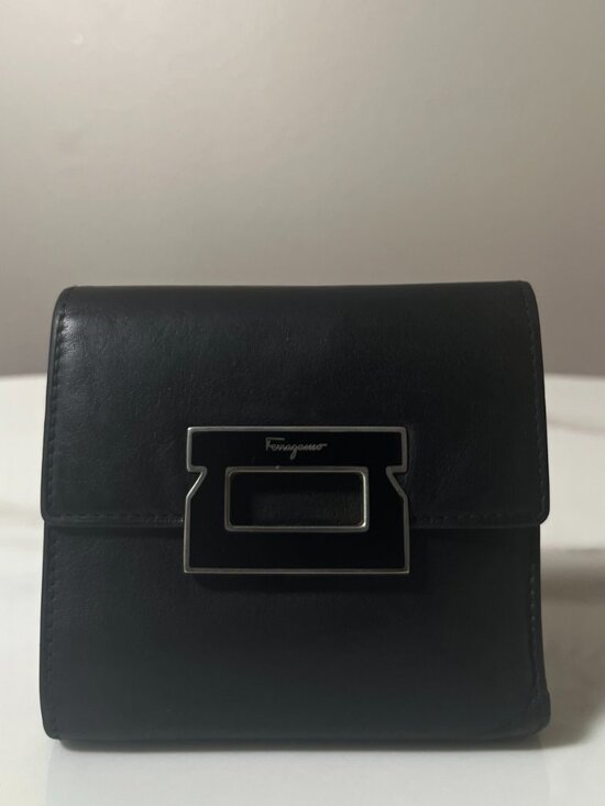 Salvatore Ferragamo Handbags - Salvatore Ferragamo Black Leather Gancini Clasp Trifold Wallet